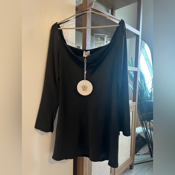 Star Power Mini Dress - Picture 3 of 5